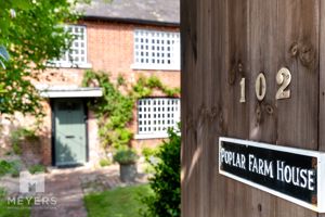 Photo 17- click for photo gallery